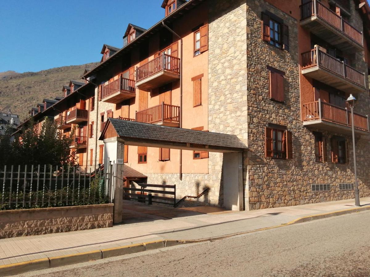 La Bruna De Esterri Esterri d'Àneu Esterno foto